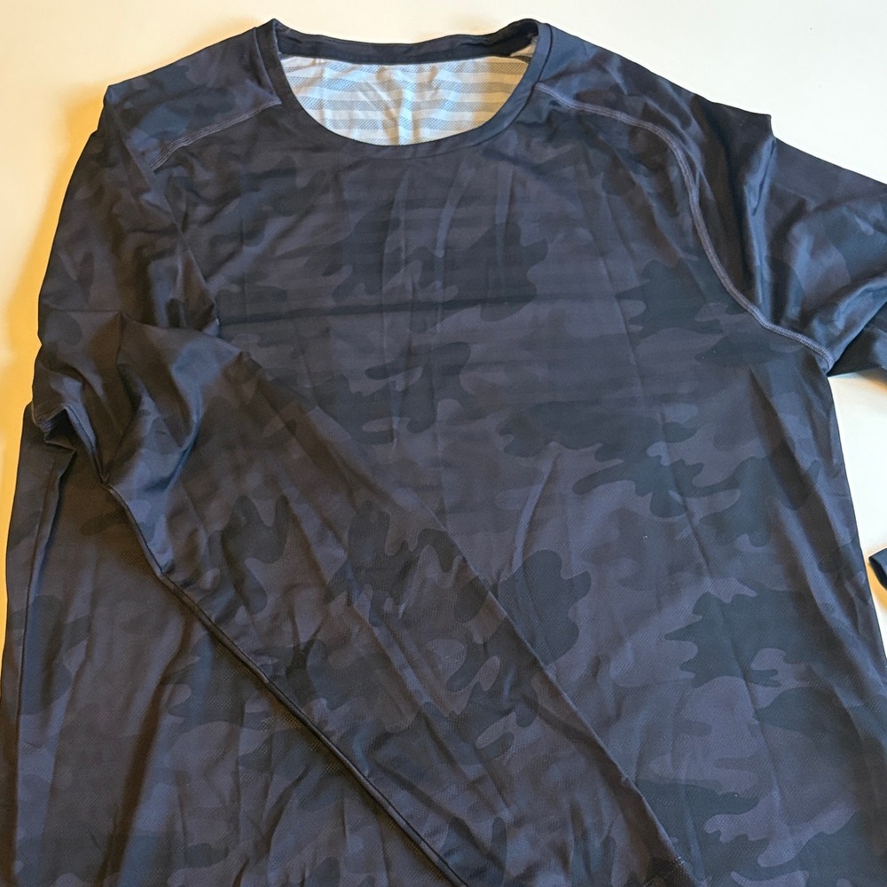 RHONE Men's Dark Blue Camouflage Long Sleeve Tee